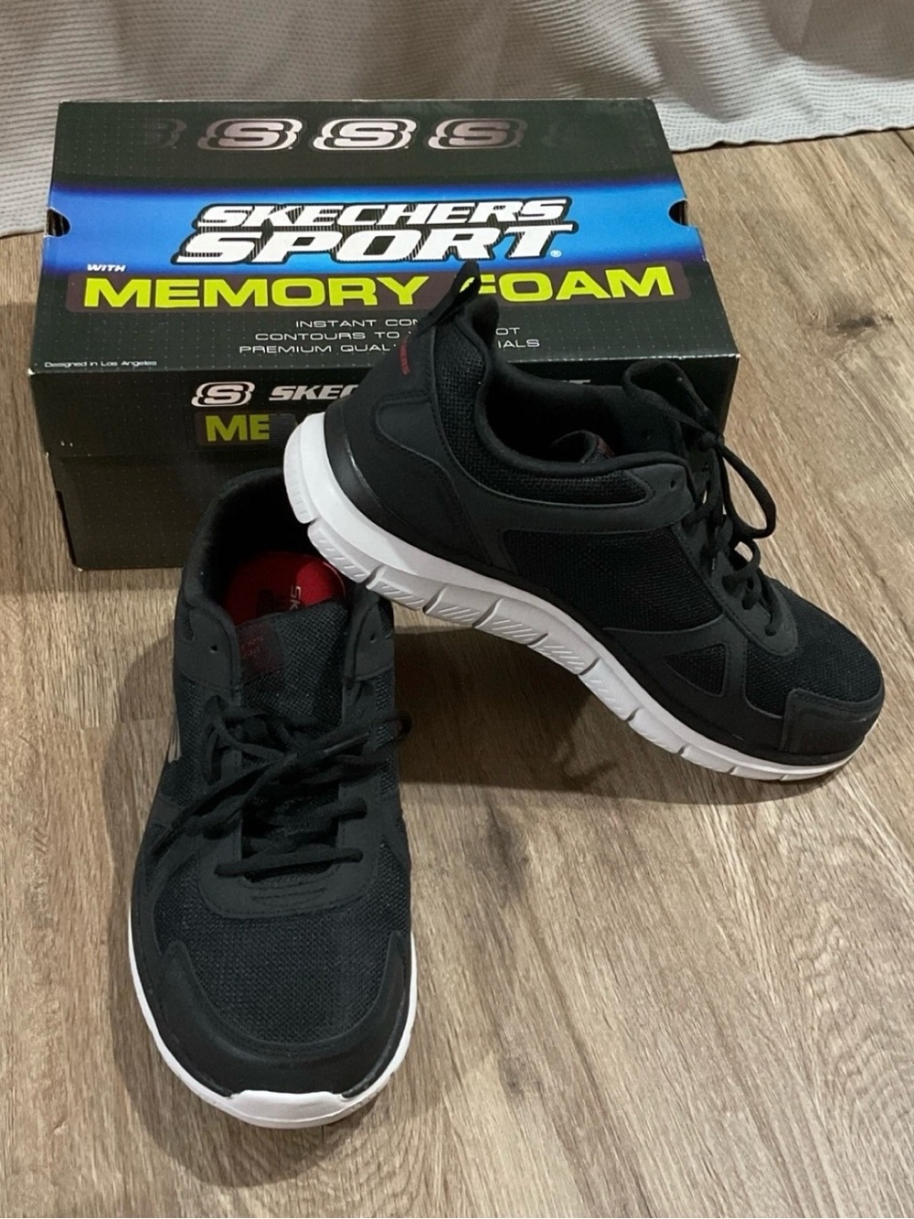 SKECHERS Sport Memory Foam Black Lace-Up Low Top Sneakers size 11.5